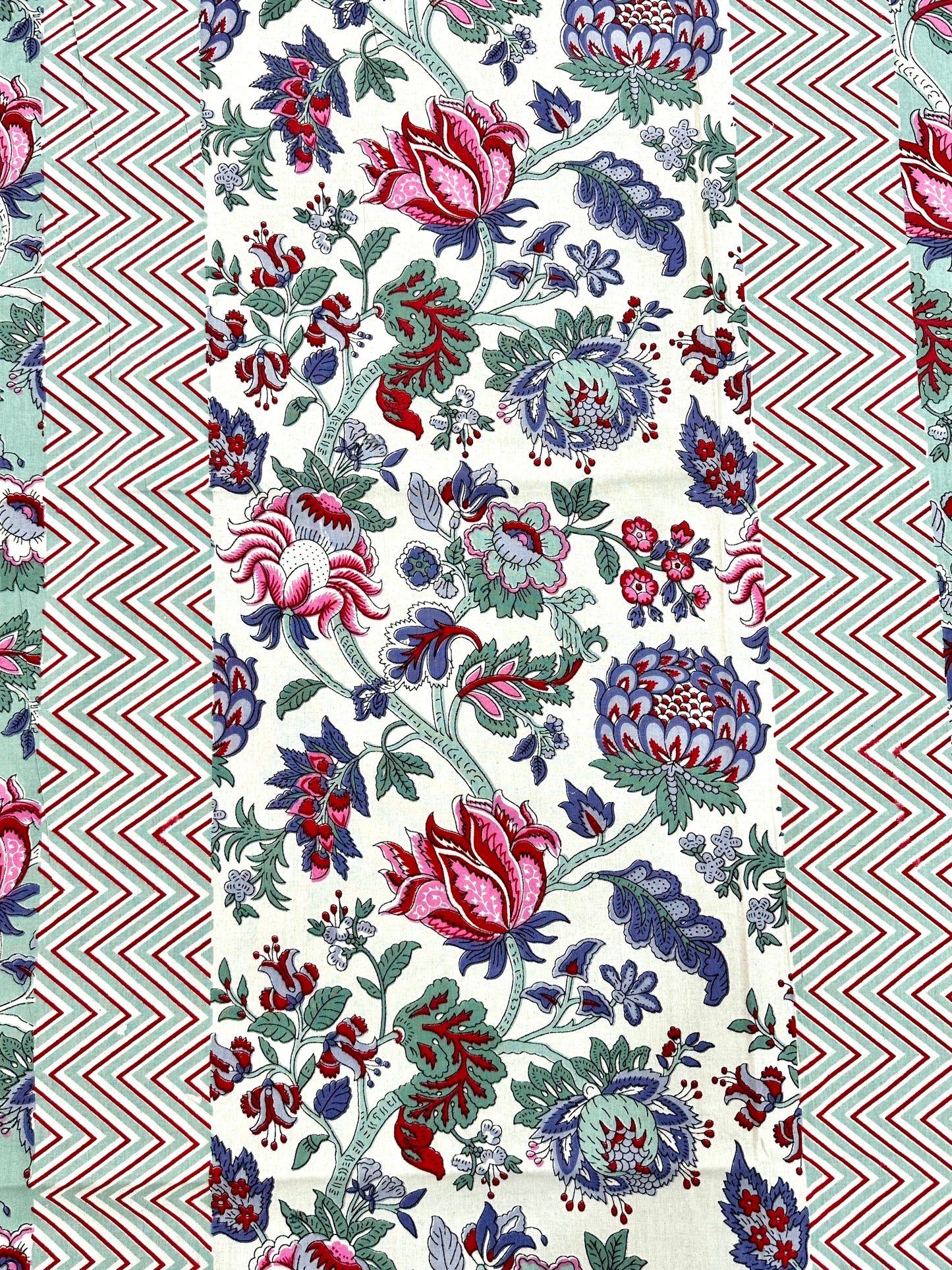 Razaan Cotton Bedsheet with Pillow Covers