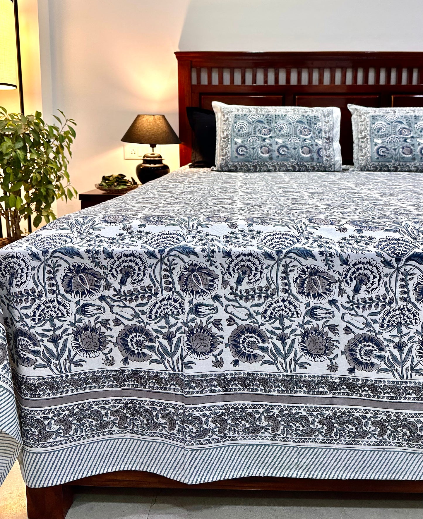 Alankar Hand Block Print Cotton Bedsheet with Reversible Pillow Covers