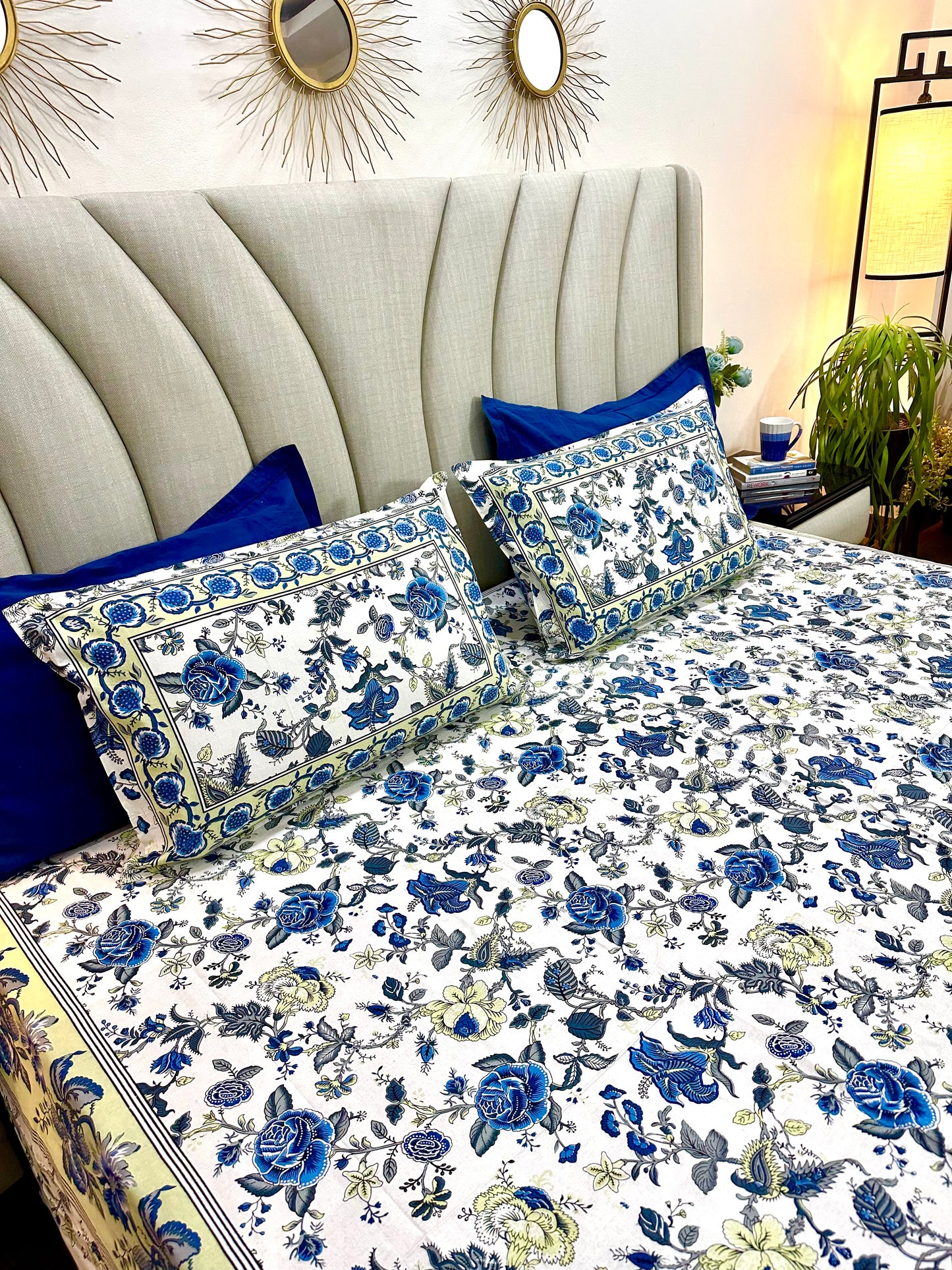 Amani Cotton Bedsheet with Pillow Covers