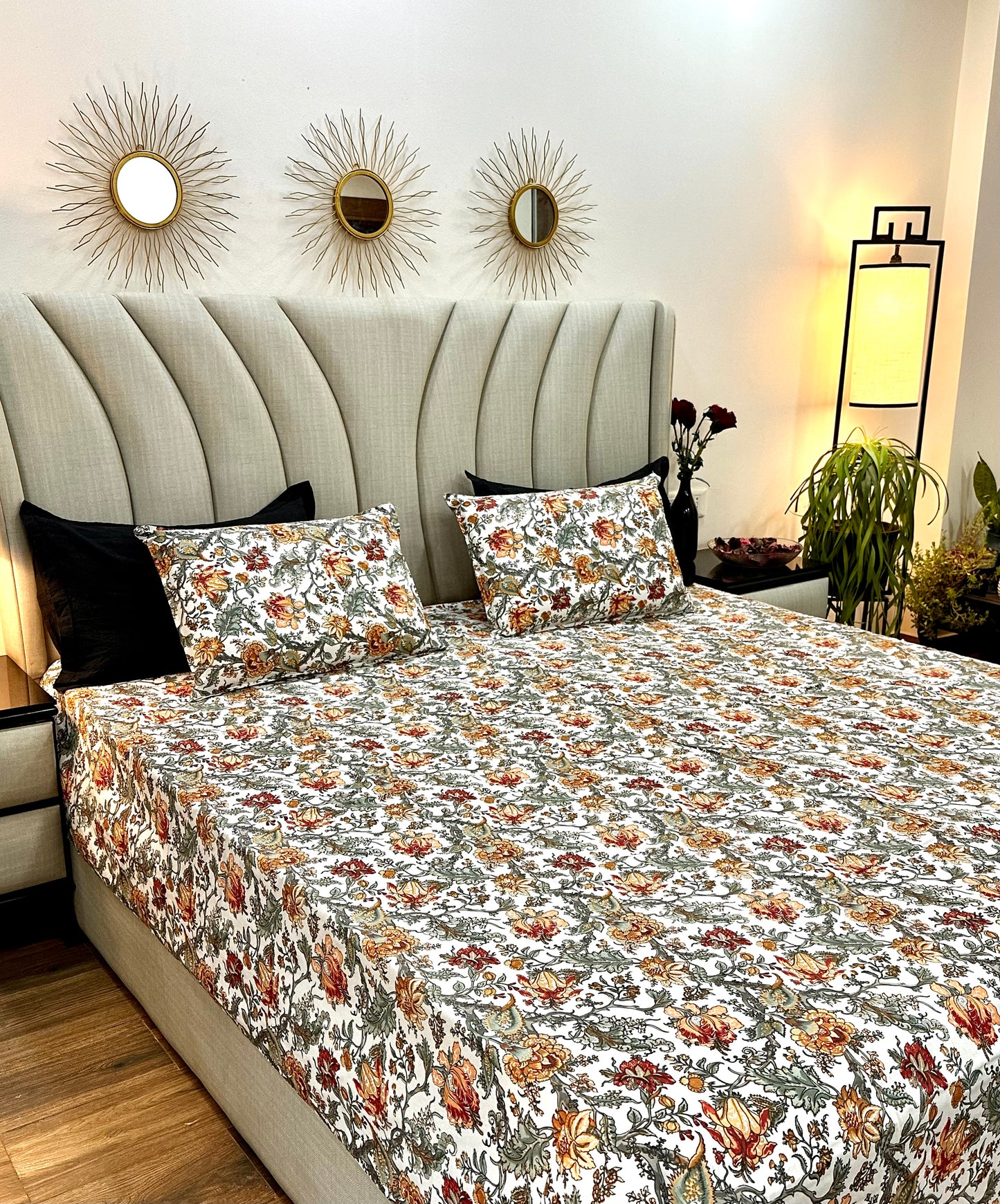 Noura Cotton Bedsheet with Pillow Covers