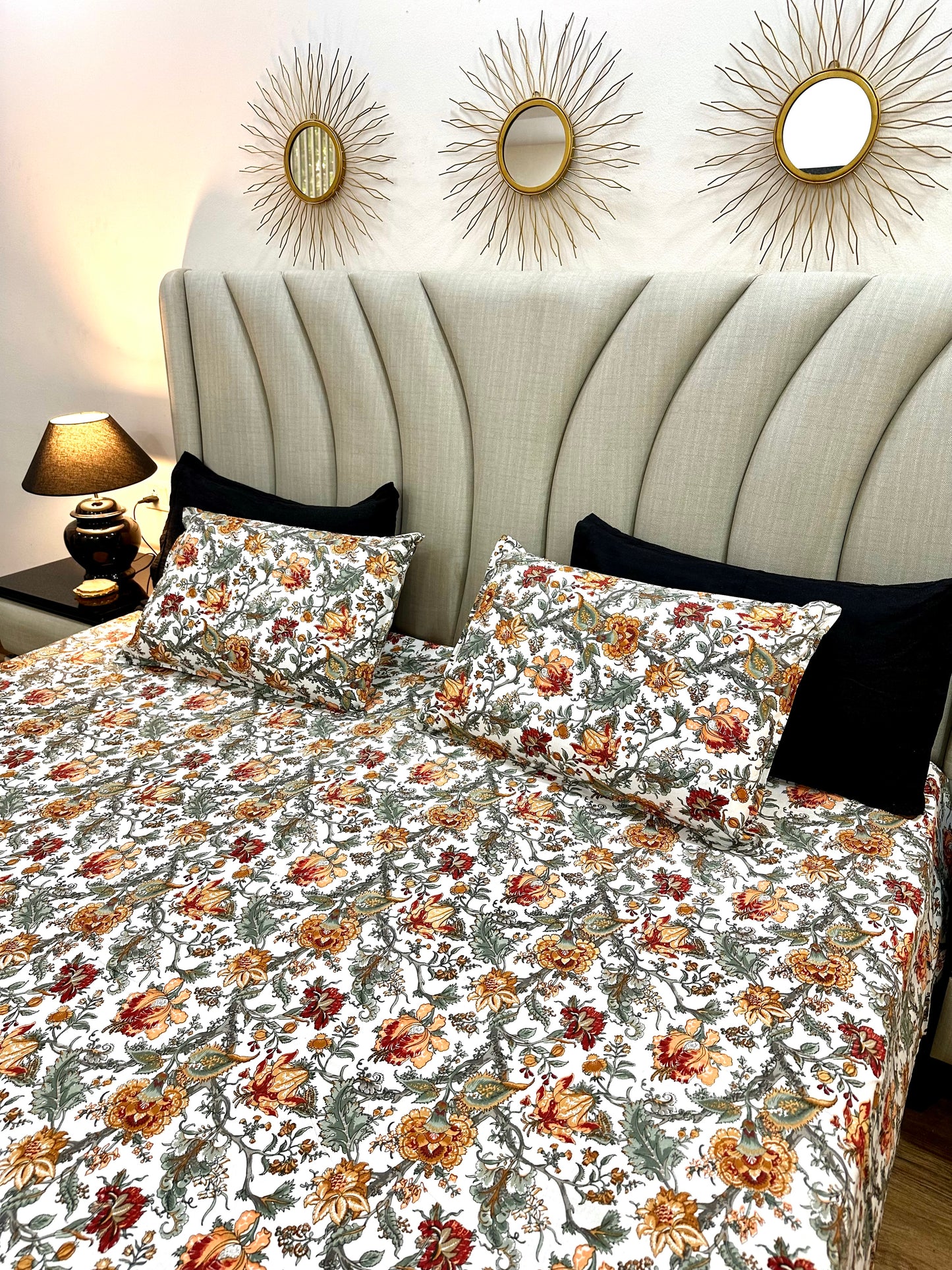 Noura Cotton Bedsheet with Pillow Covers