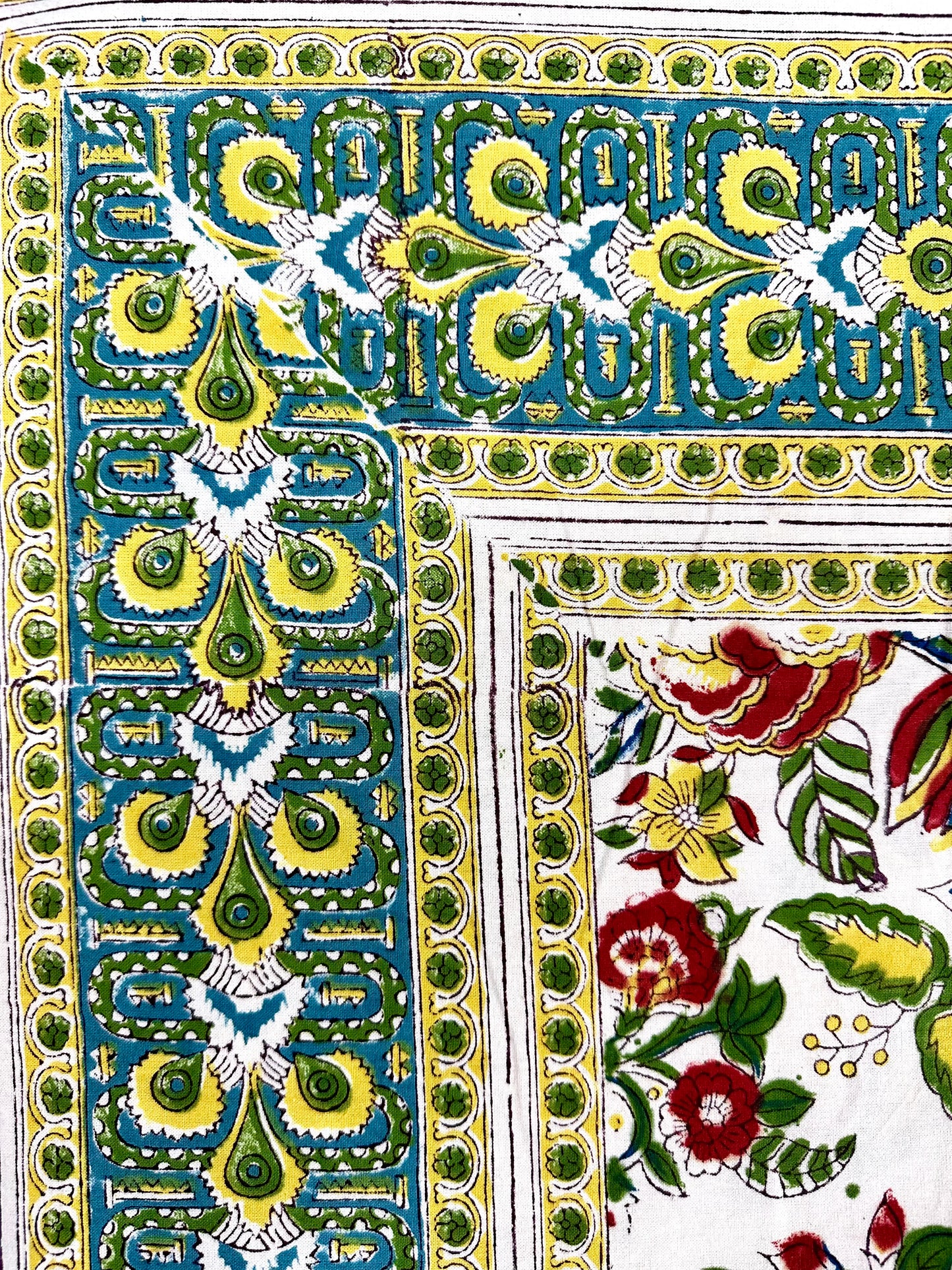 Tejasvi Hand Block Print Cotton Bedsheet with Reversible Pillow Covers