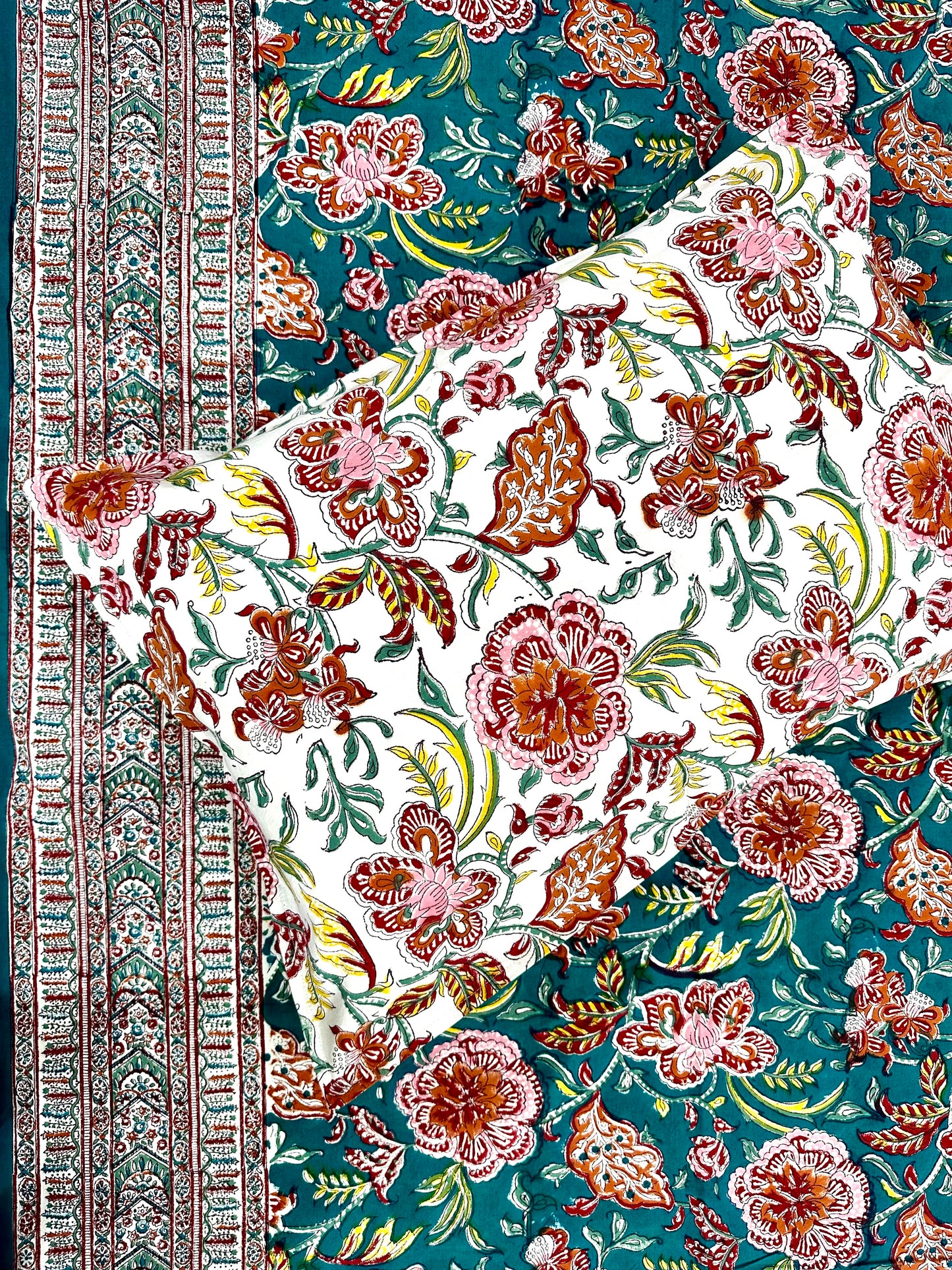 Tvarita Hand Block Print Cotton Bedsheet with Reversible Pillow Covers