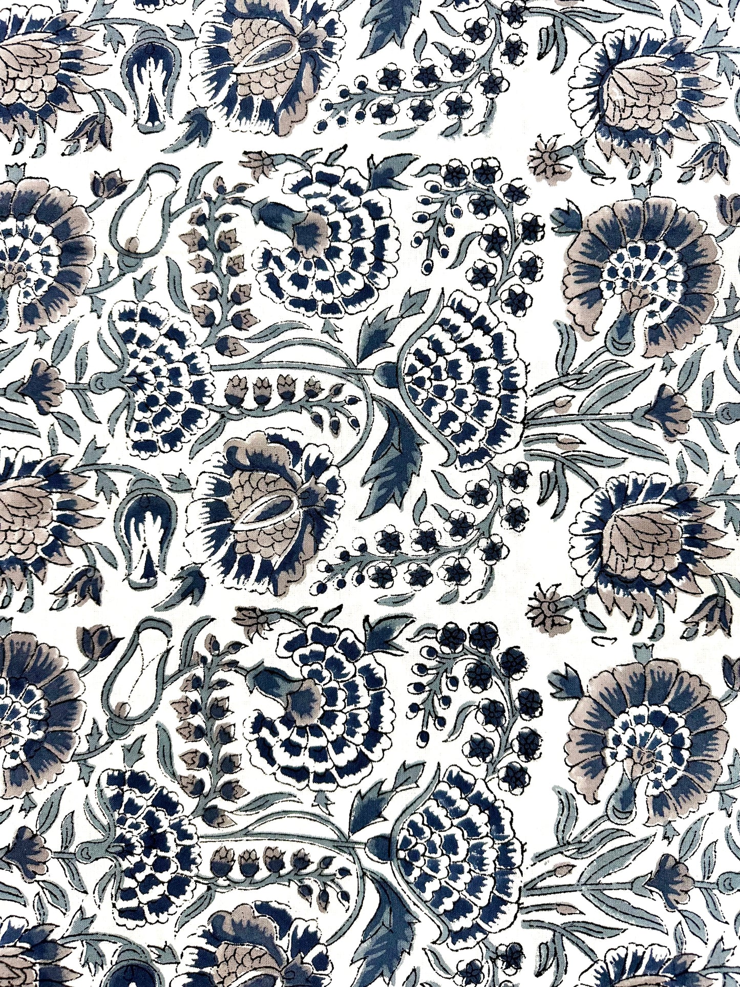 Alankar Hand Block Print Cotton Bedsheet with Reversible Pillow Covers