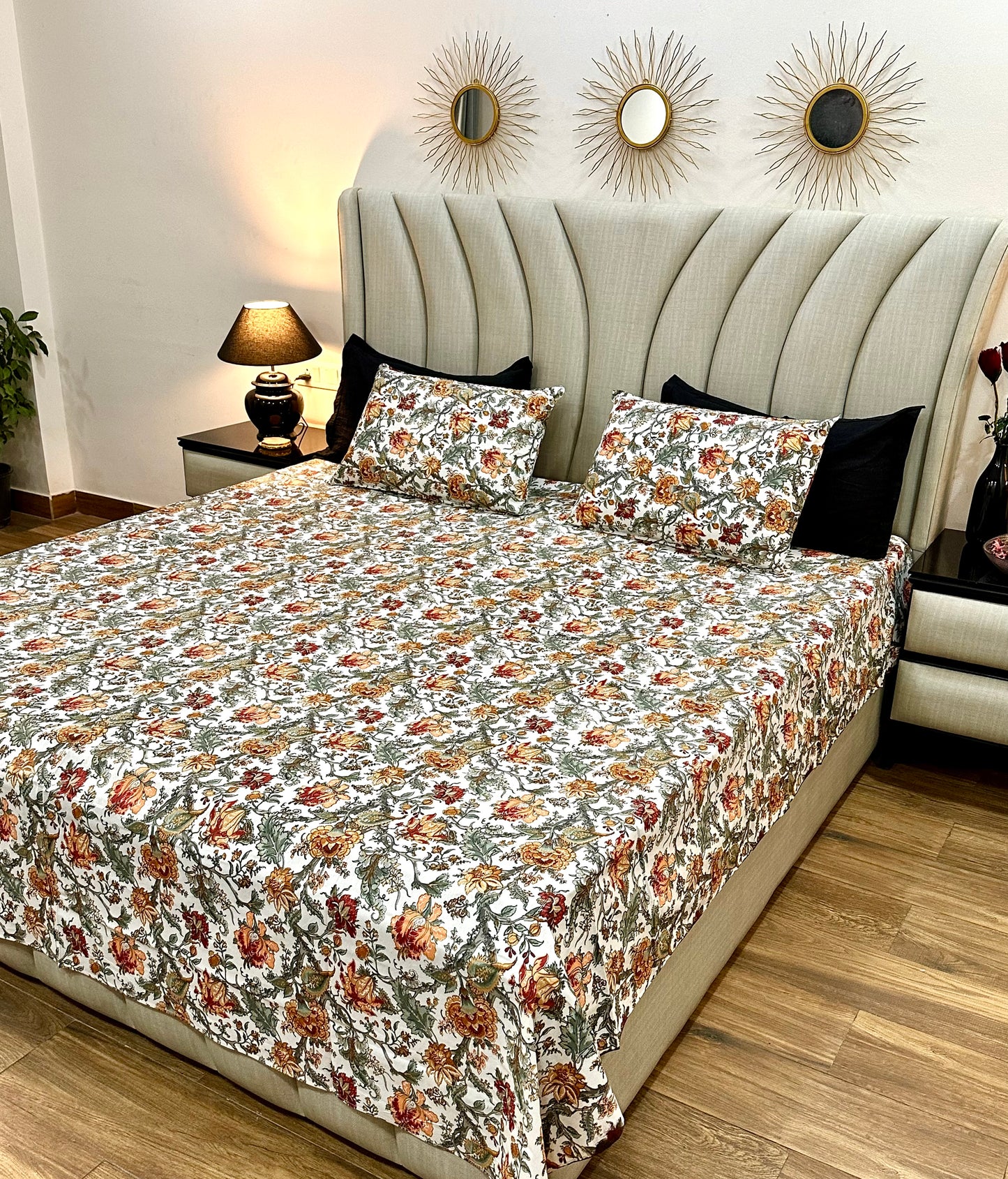 Noura Cotton Bedsheet with Pillow Covers