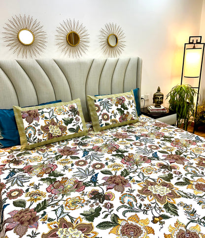 Niqaa Cotton Bedsheet with Pillow Covers