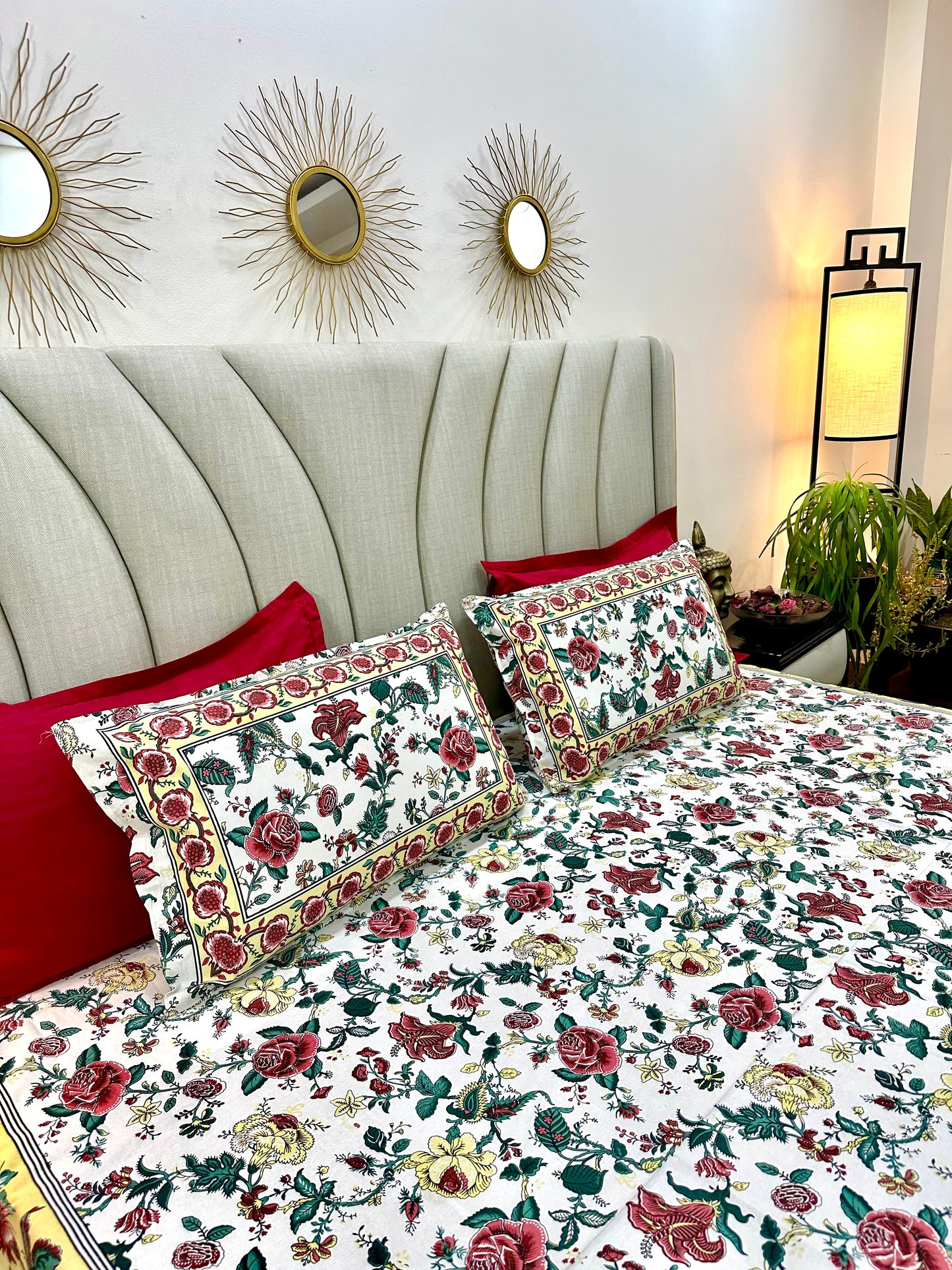 Najla Cotton Bedsheet with Pillow Covers