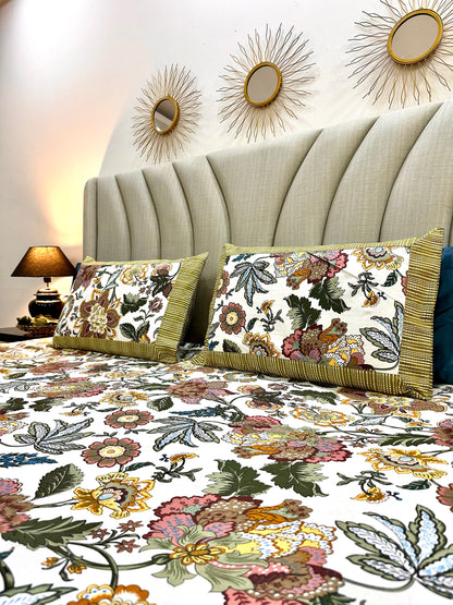 Niqaa Cotton Bedsheet with Pillow Covers