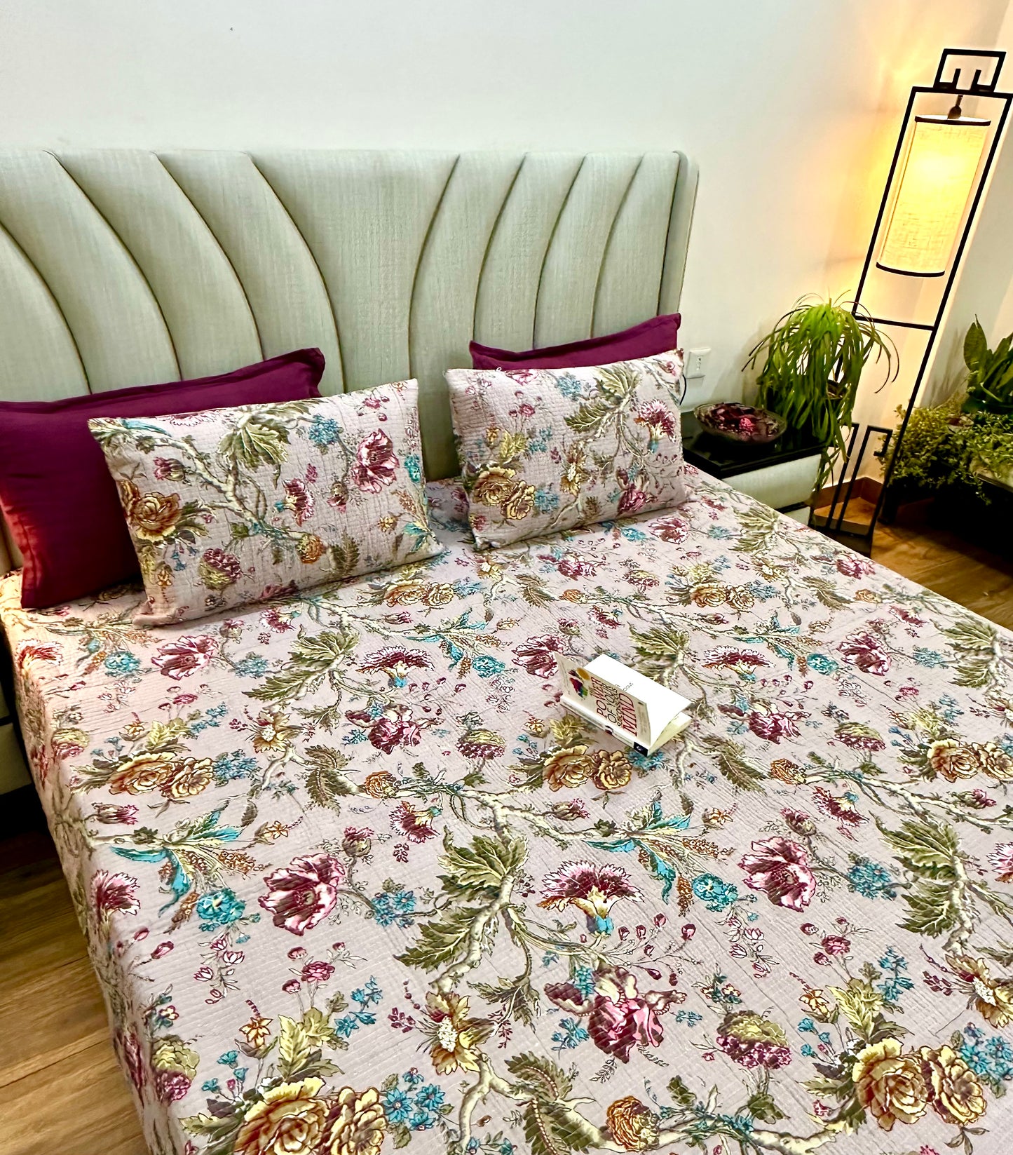 Naqoosh Cotton Quilted Bedspread (Reversible)