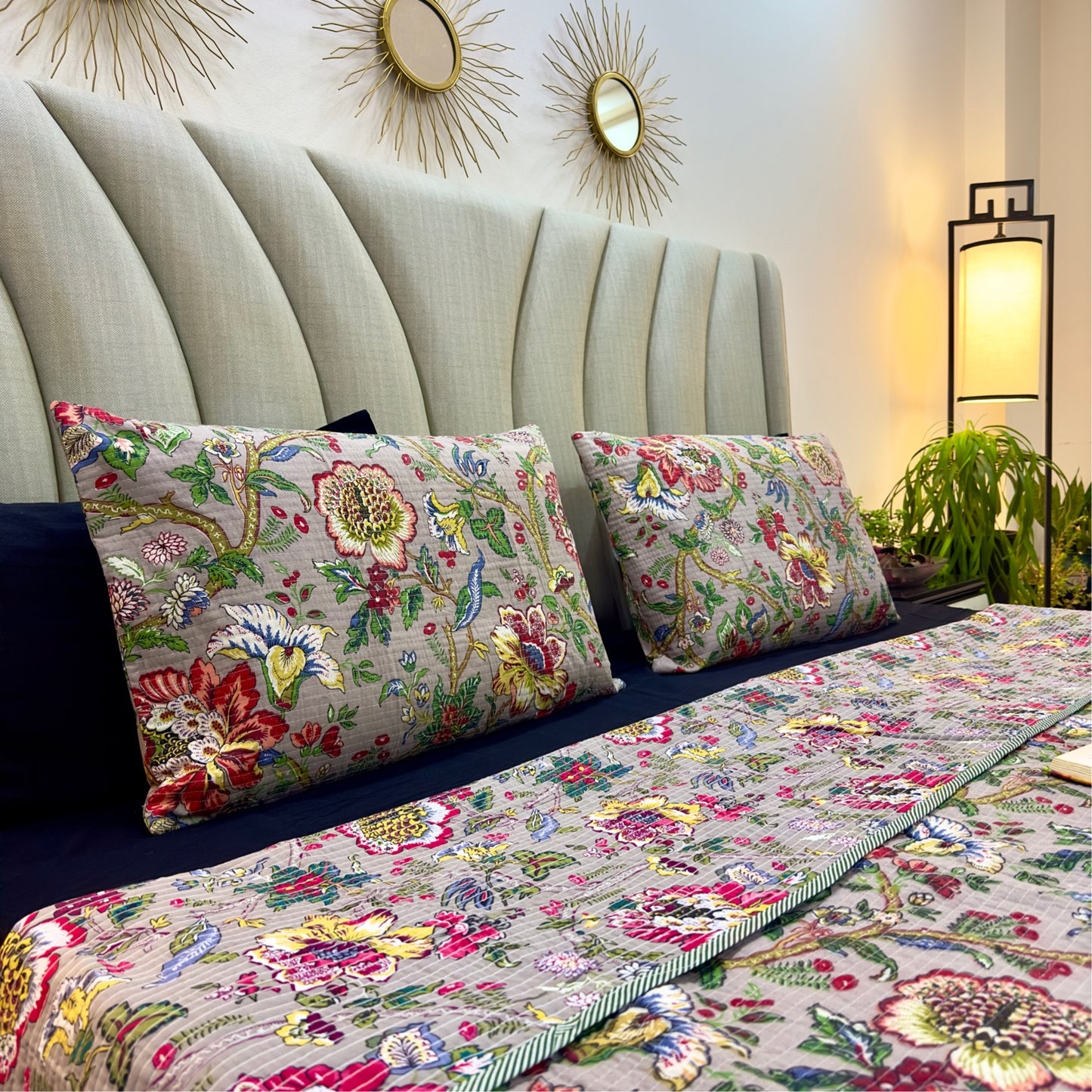 Dilkash Cotton Quilted Bedspread (Reversible)